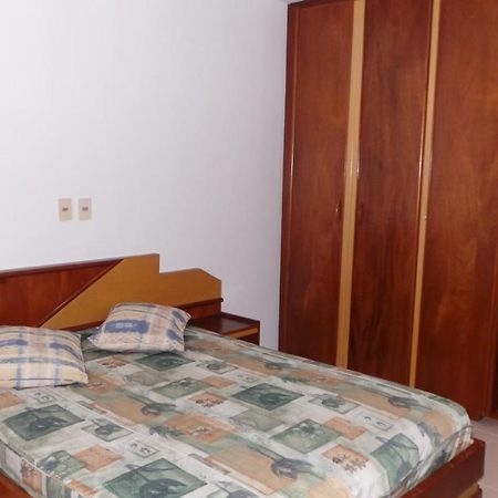 Apartamento Thermas Das Caldas Residencial كلدس نوفاس الغرفة الصورة